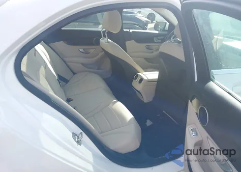 2017 Mercedes-Benz C 300 4Matic from USA, damaged, VIN 55SWF4KB0HU181157